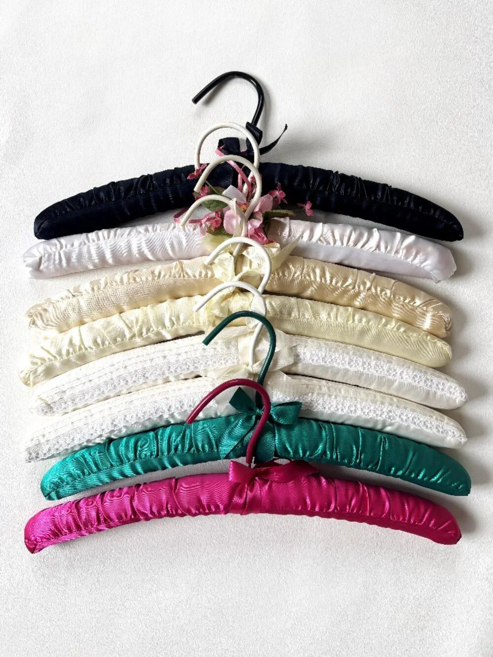 8 Vintage Padded Hangers Satin Lace Ribbon White Pink Cream Green Black